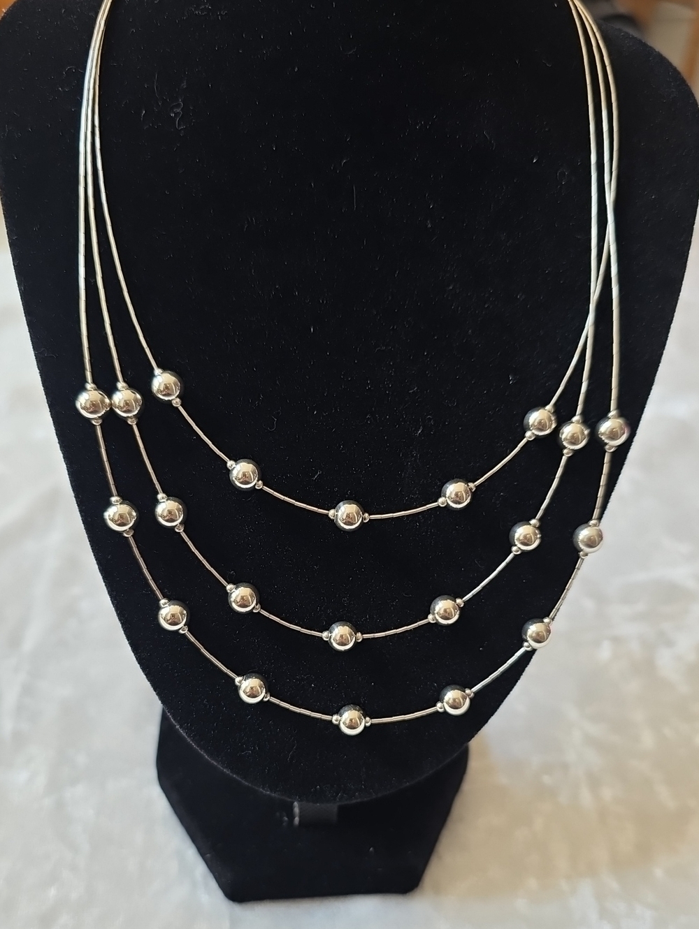 Jordan Vintage 3 Strand 925 Sterling Station Necklace